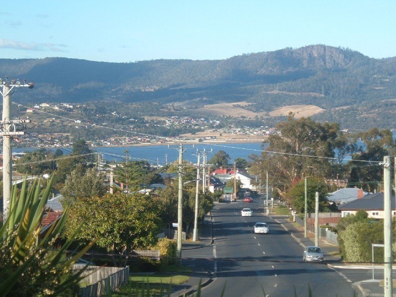 Claremont TAS 7011