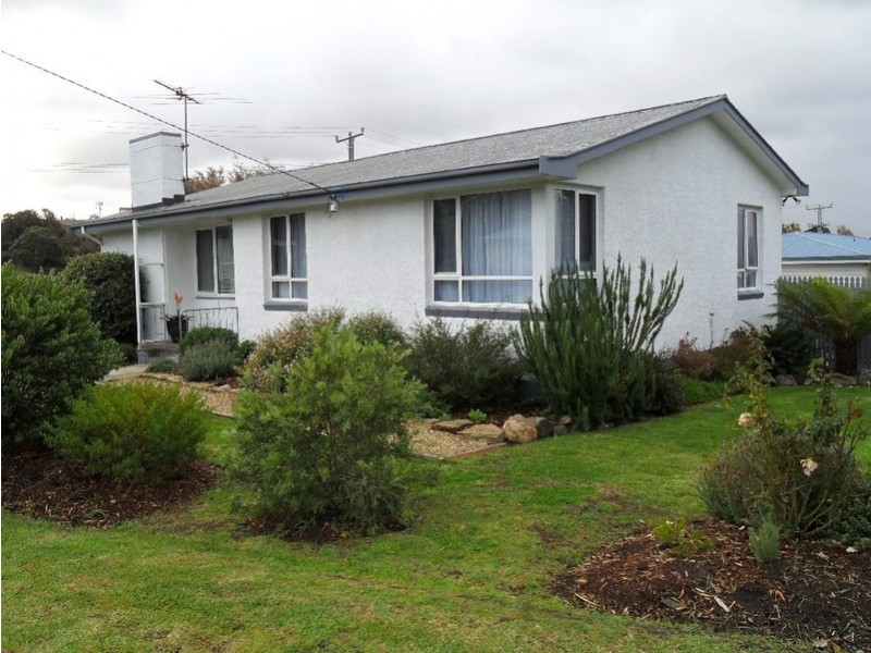 17 Myella Drive, Berriedale TAS 7011