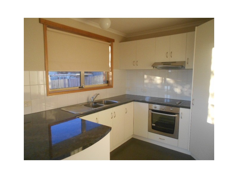1/4 Mariah Crescent, Oakdowns TAS 7019
