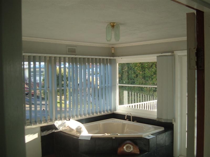 13 Vernon Ave, Montrose TAS 7010