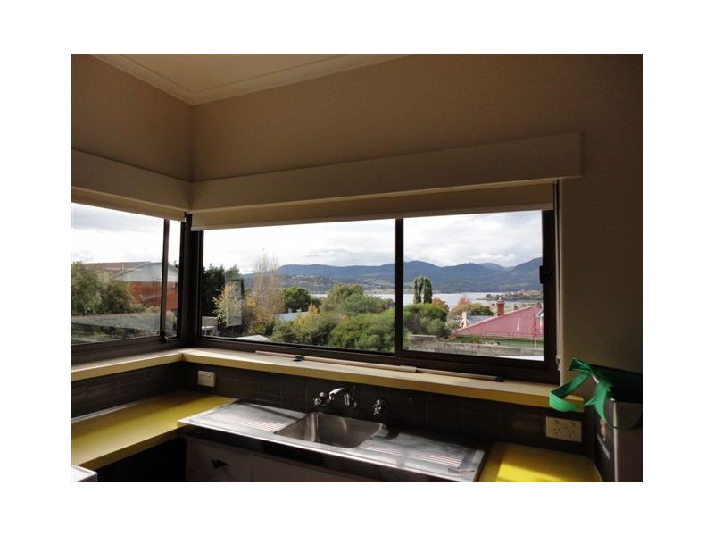 30 Hilton Road, Claremont TAS 7011