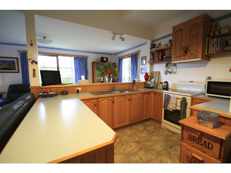 61 Main Road, Claremont TAS 7011