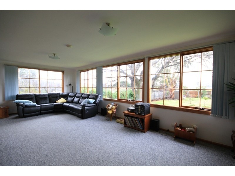 61 Main Road, Claremont TAS 7011