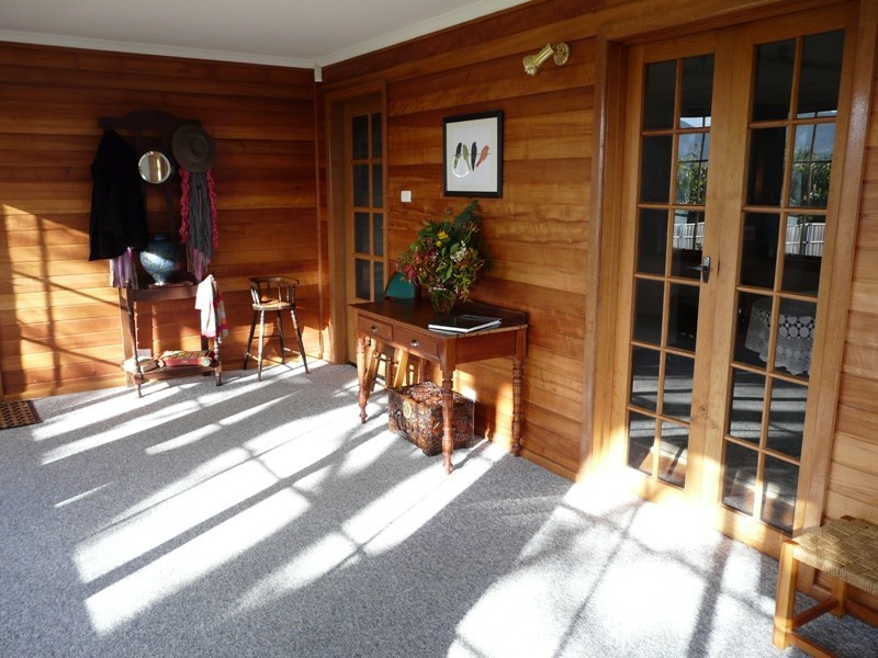 61 Main Road, Claremont TAS 7011