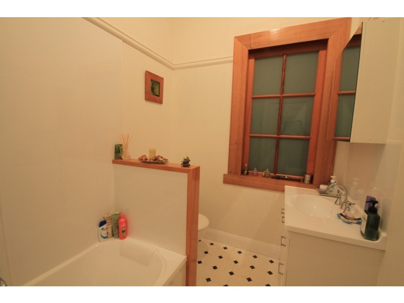 61 Main Road, Claremont TAS 7011