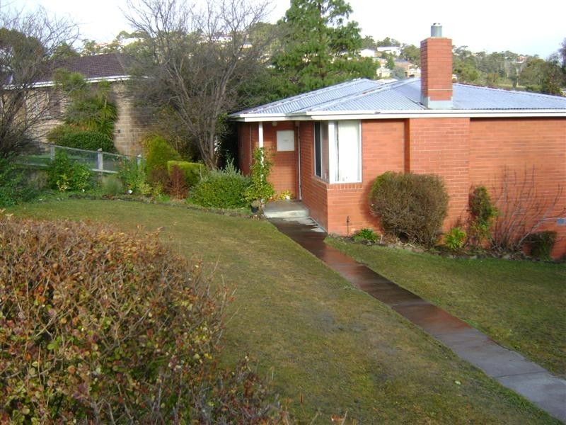 18 Dickson Street, Glenorchy TAS 7010