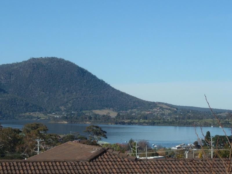 Austins Ferry TAS 7011
