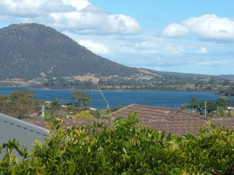 Austins Ferry TAS 7011