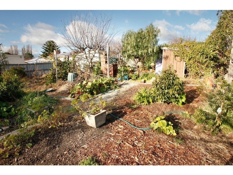 2 Booth Avenue, Glenorchy TAS 7010