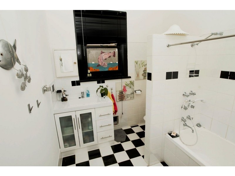 16 Wrights Avenue, Glenorchy TAS 7010