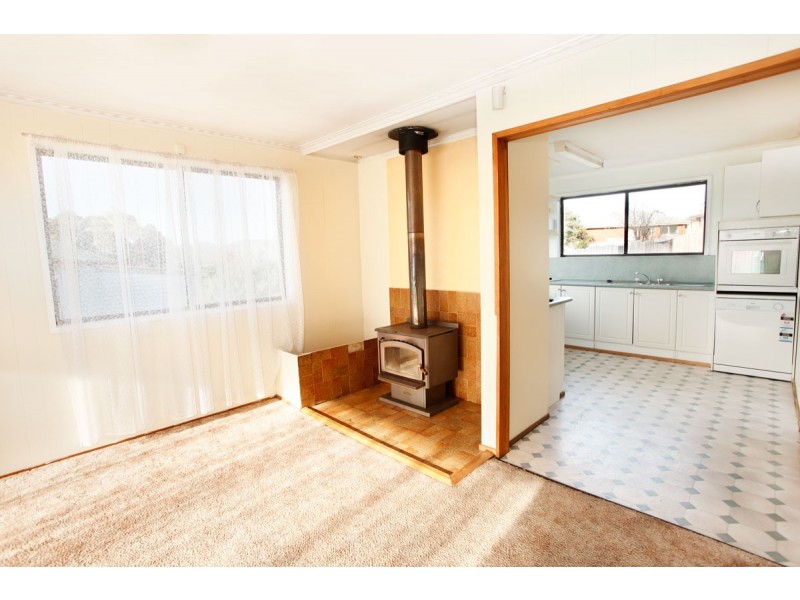 1 Russell Road, Claremont TAS 7011