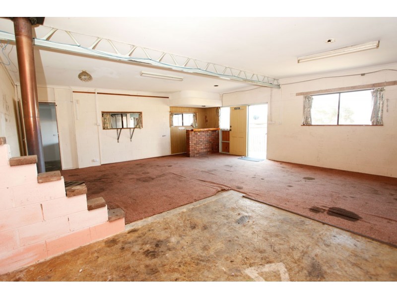 1 Russell Road, Claremont TAS 7011