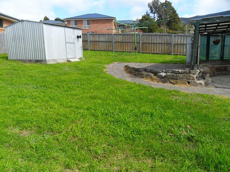 1 Russell Road, Claremont TAS 7011