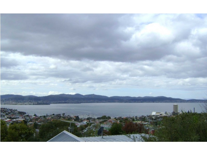 7 Richardson Avenue, Dynnyrne TAS 7005