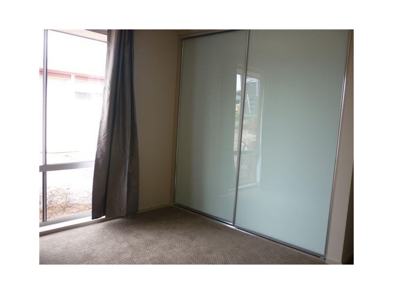 1/60 Mariah Crescent, Oakdowns TAS 7019