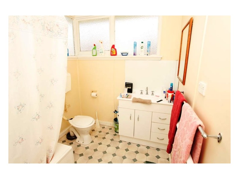 8 Mareka Street, Berriedale TAS 7011