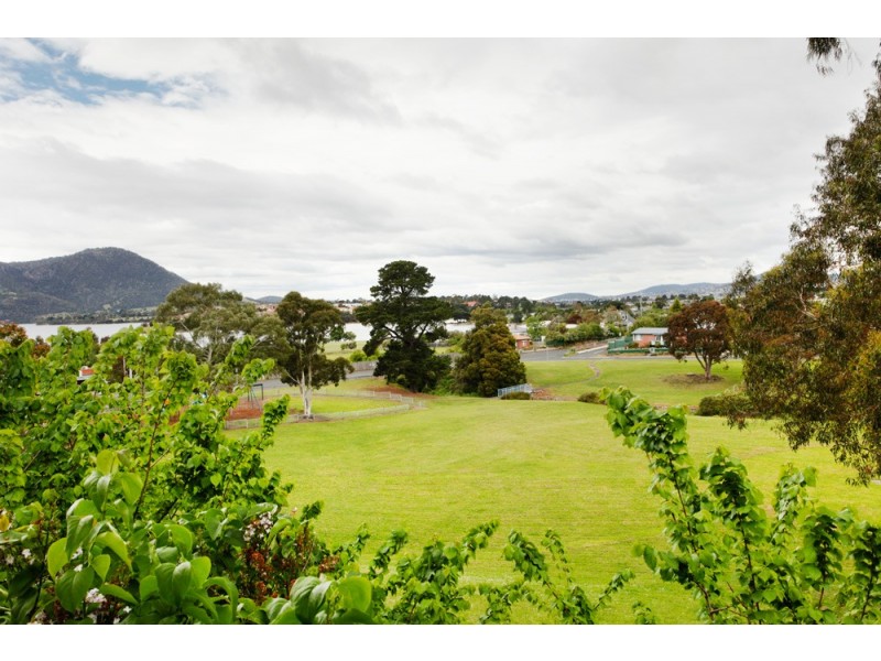 Austins Ferry TAS 7011