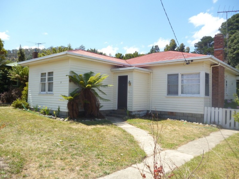 9 Second Avenue, New Norfolk TAS 7140