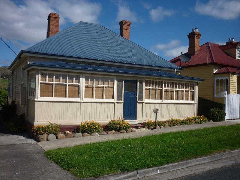 3 / 4-6 Grey Street, New Norfolk TAS 7140