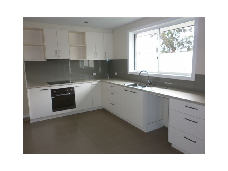 4/35 Jubilee Street, Brighton TAS 7030