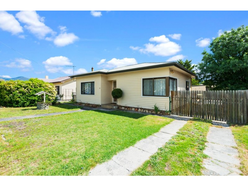 30 Fifth Avenue, New Norfolk TAS 7140