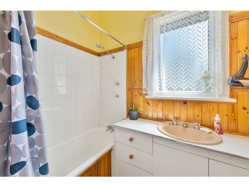 30 Fifth Avenue, New Norfolk TAS 7140