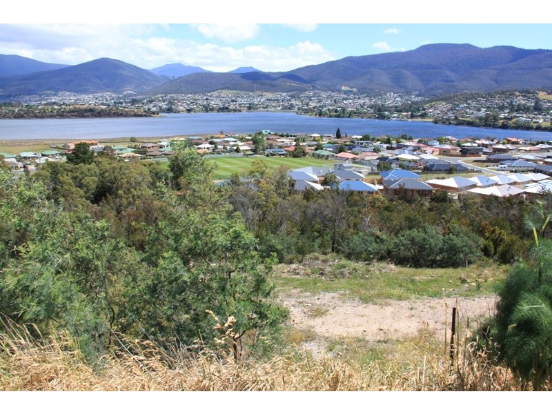 32 Grevillea Ave, Old Beach TAS 7017