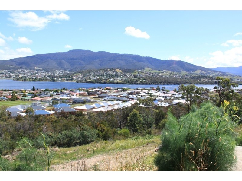 32 Grevillea Ave, Old Beach TAS 7017