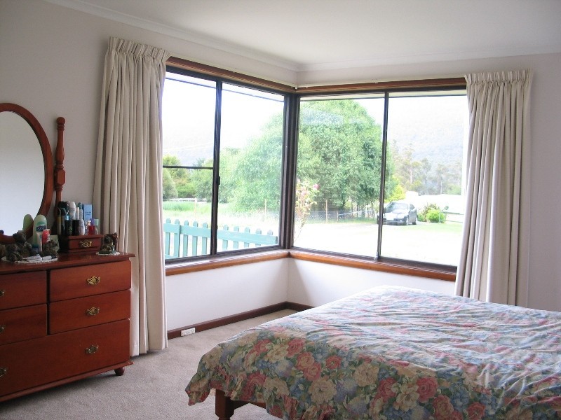 Collinsvale TAS 7012