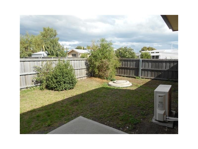 2/8 Walker Street, Sorell TAS 7172