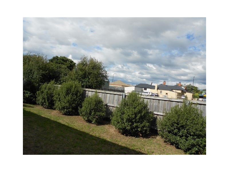 2/8 Walker Street, Sorell TAS 7172