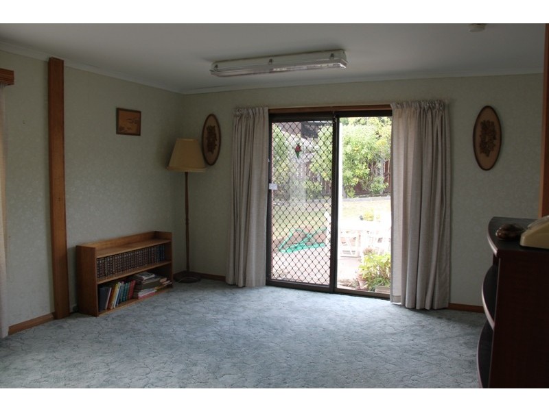 Claremont TAS 7011