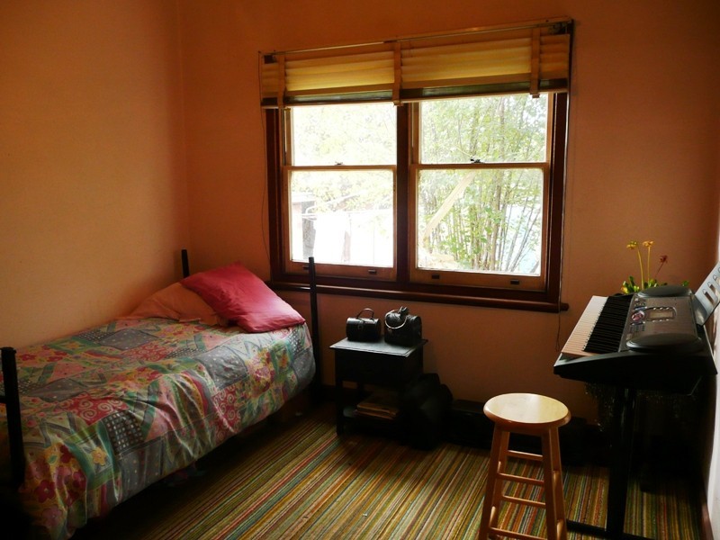 13 Ashbourne Grove, West Moonah TAS 7009