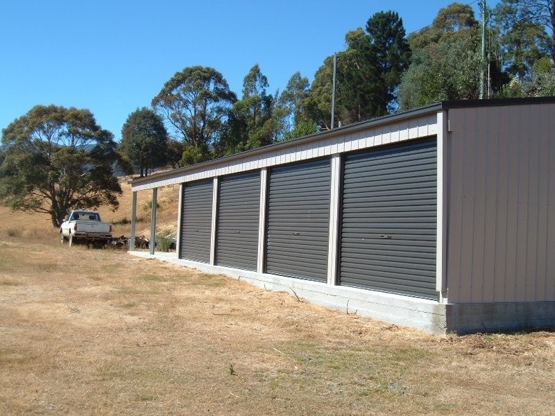 4 Valley Rd, Collinsvale TAS 7012