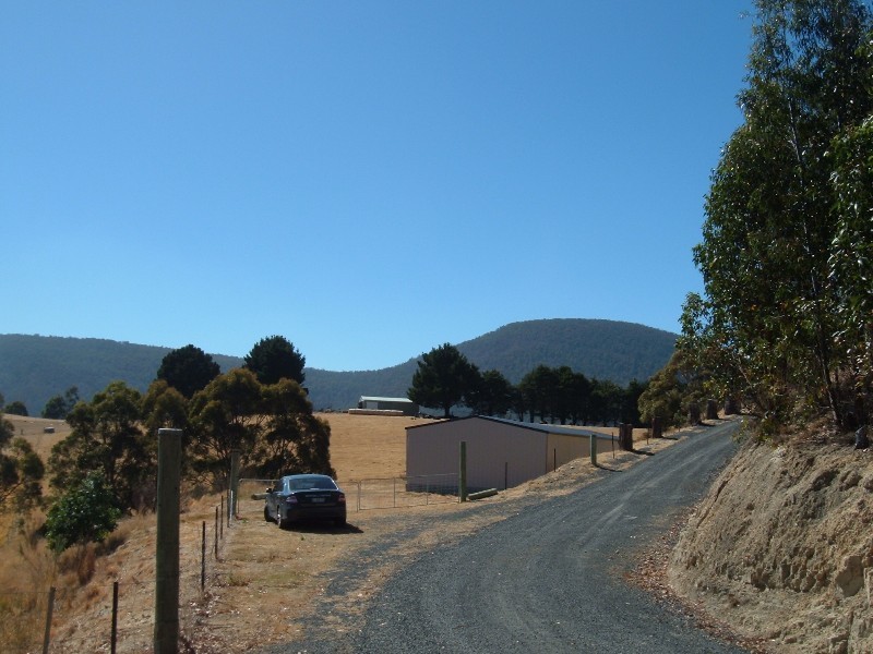 4 Valley Rd, Collinsvale TAS 7012