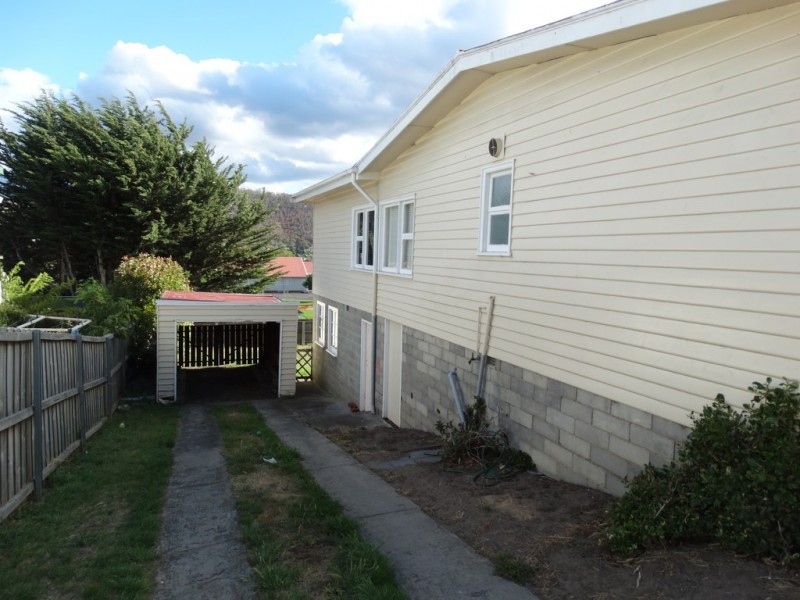 11 Southview Crescent, New Norfolk TAS 7140