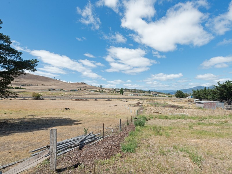 18 Derwent Street, Brighton TAS 7030