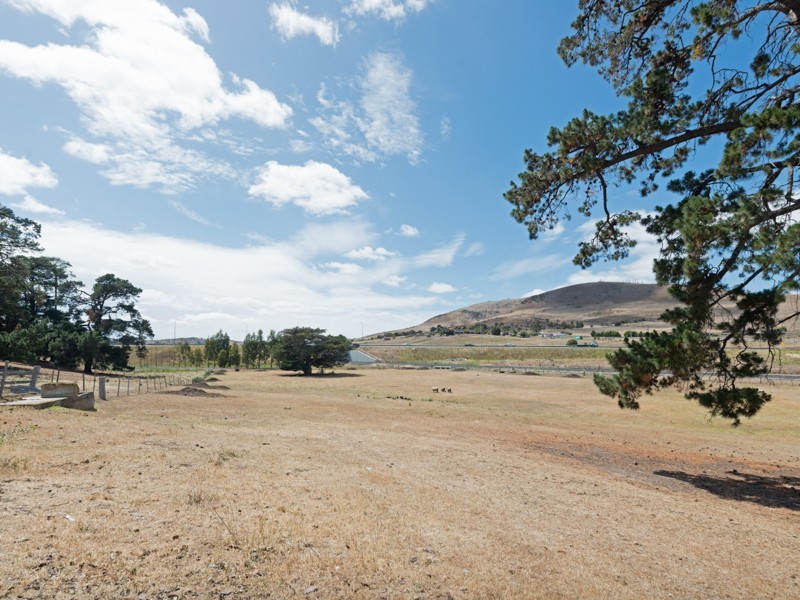 18 Derwent Street, Brighton TAS 7030