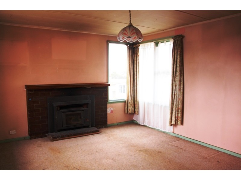 2 Spring Street, Claremont TAS 7011