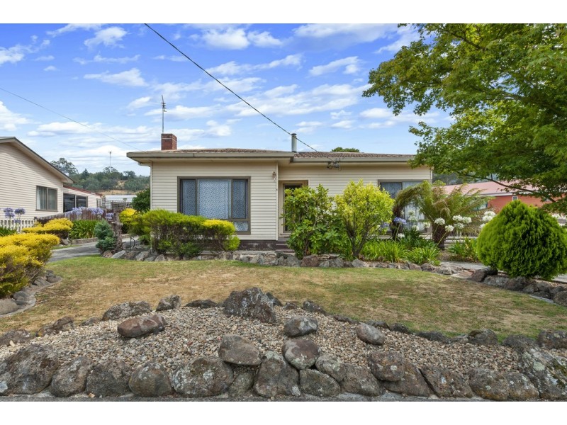 6 Norfolk Avenue, New Norfolk TAS 7140