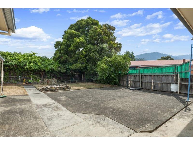 6 Norfolk Avenue, New Norfolk TAS 7140