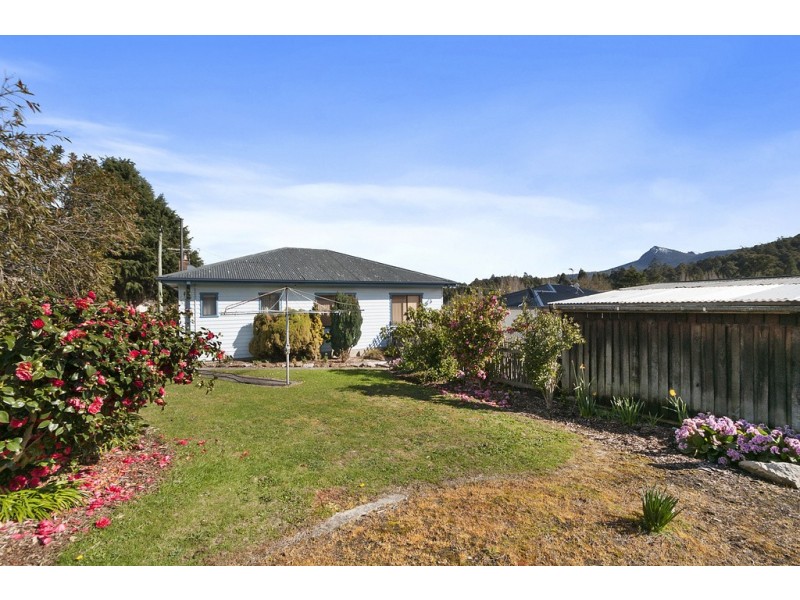 6 Holmes Street, Maydena TAS 7140