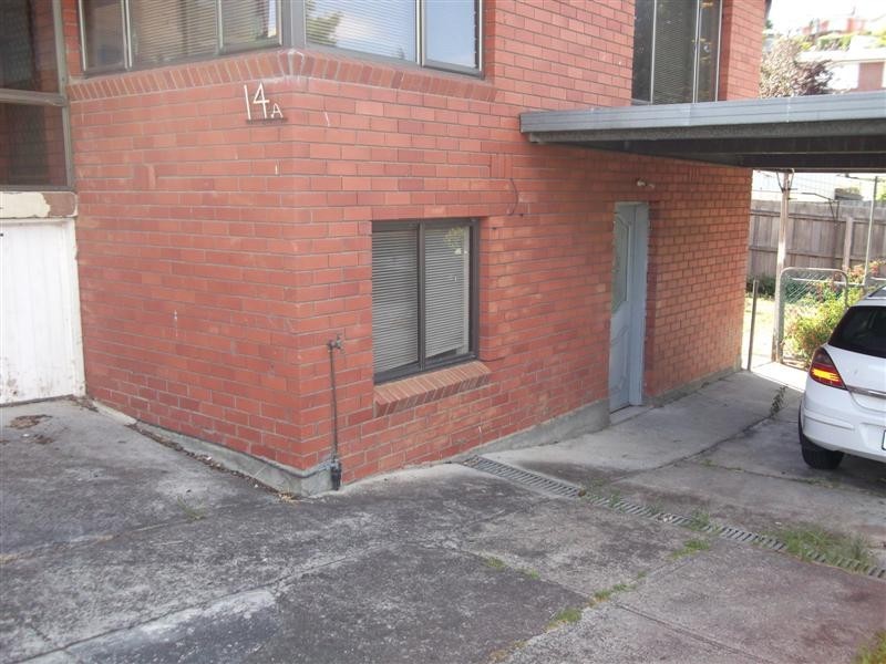 2/14a Hilton Rd, Claremont TAS 7011