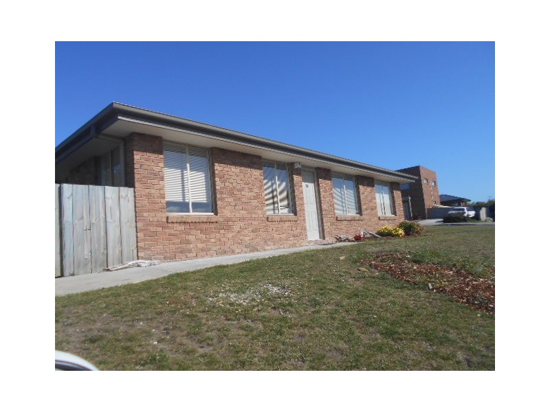 18 Emmaline Court, Rokeby TAS 7019