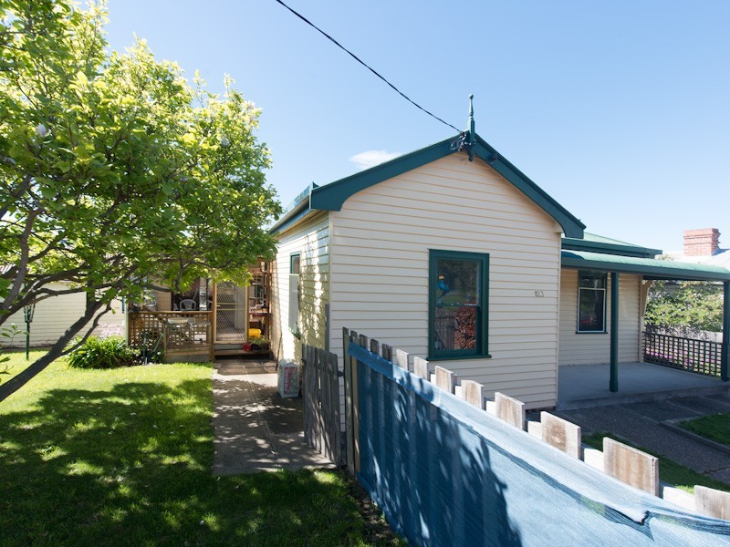 123 Main Road, Austins Ferry TAS 7011