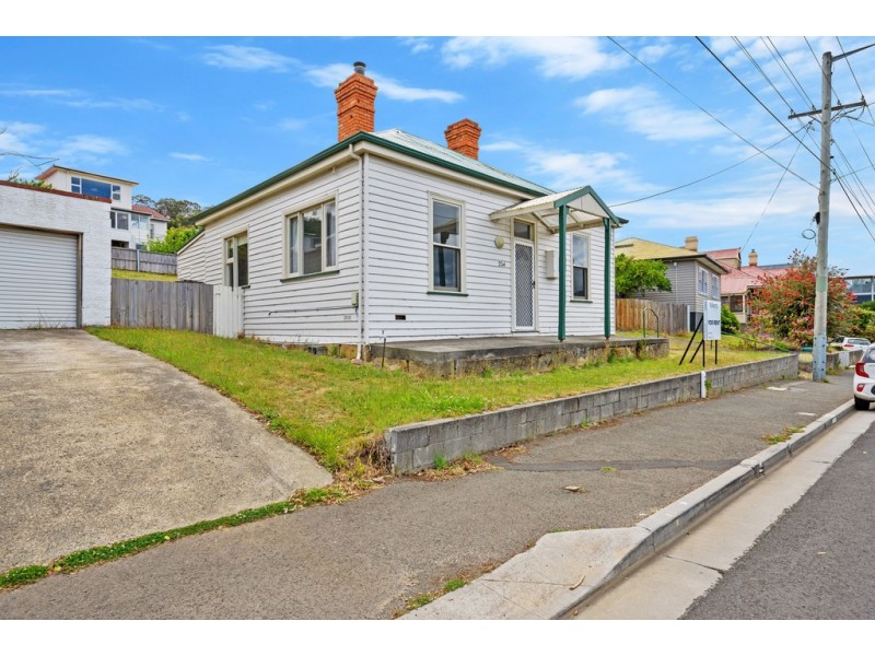 204 East Derwent Highway, Lindisfarne TAS 7015