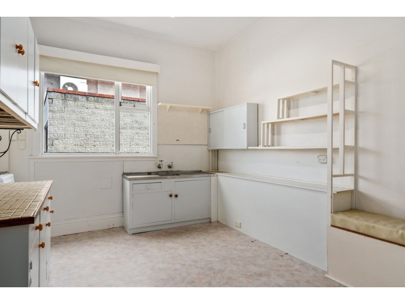 204 East Derwent Highway, Lindisfarne TAS 7015