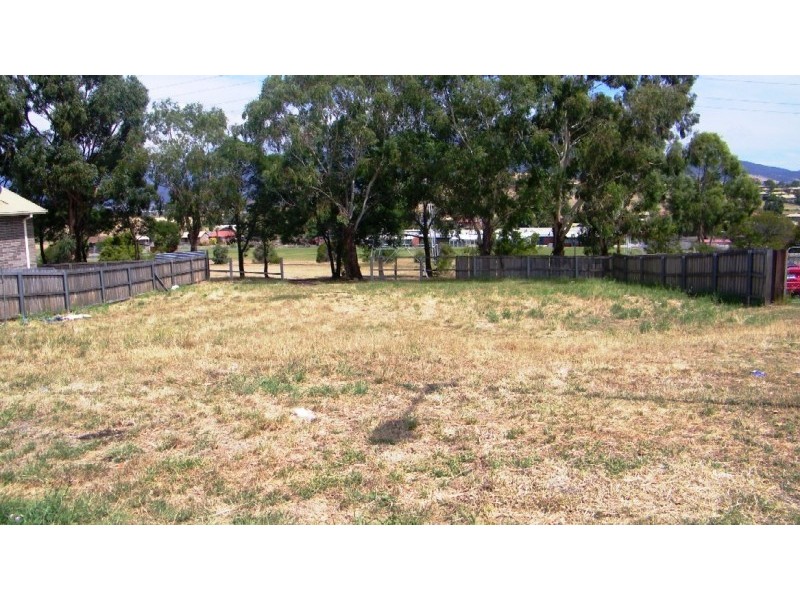 15 Lockhart St, Gagebrook TAS 7030