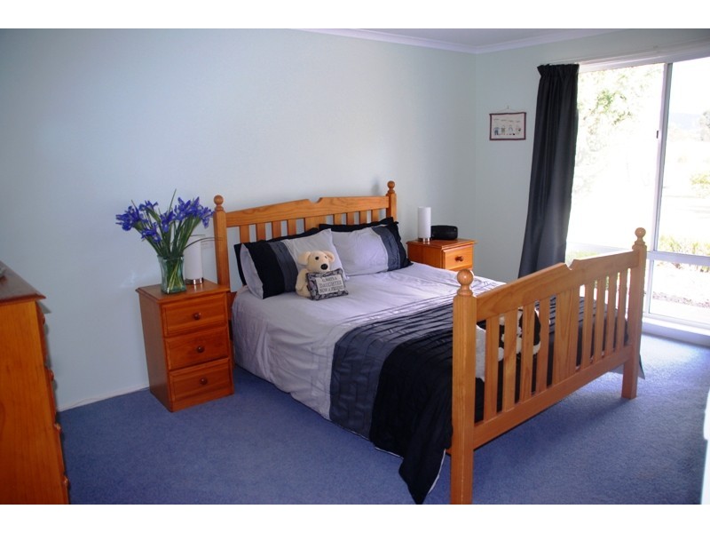 Brighton TAS 7030