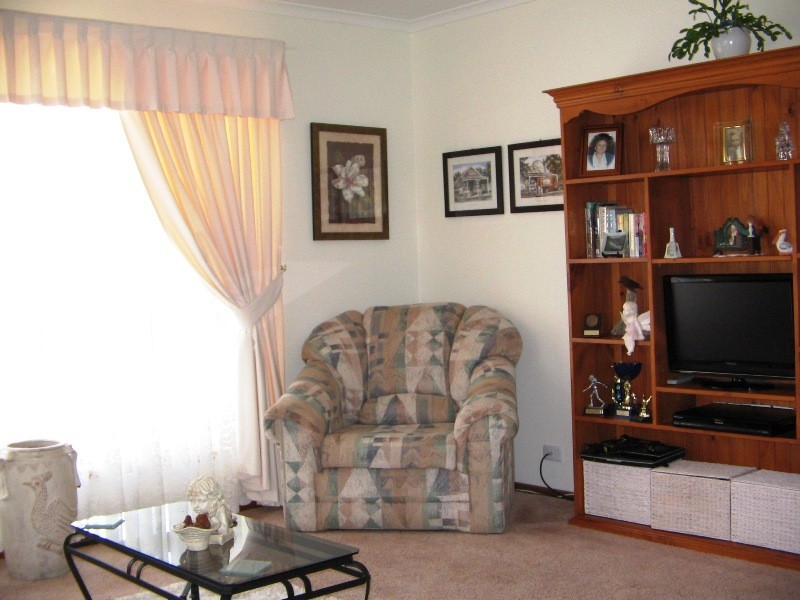 1/3b Shenstone Place, Montrose TAS 7010